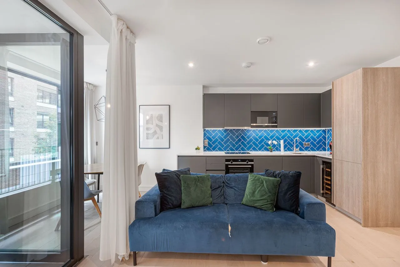 2 Bedroom