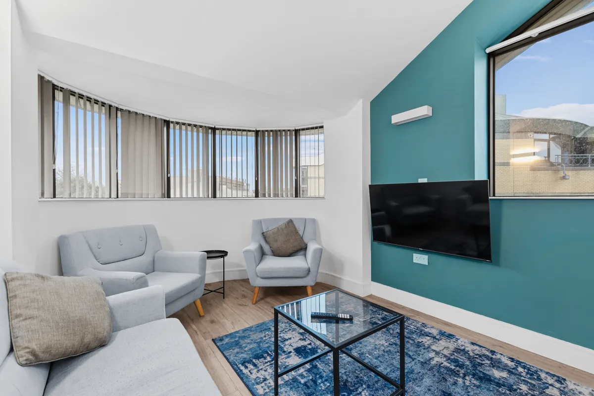 2 Bedroom