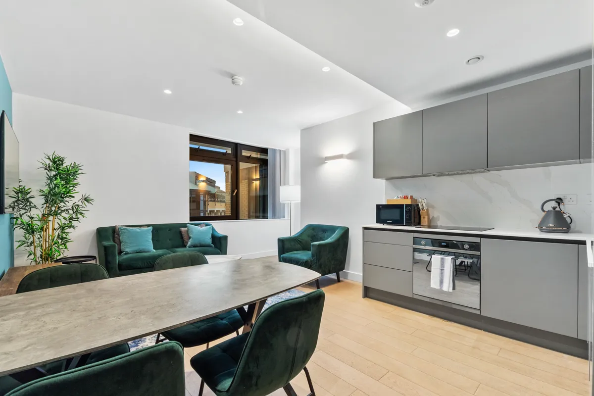 2 Bedroom