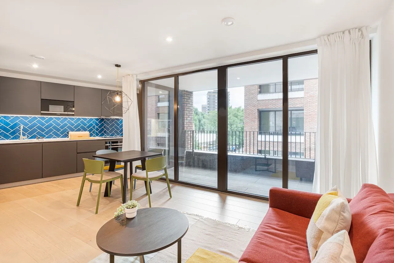 2 Bedroom