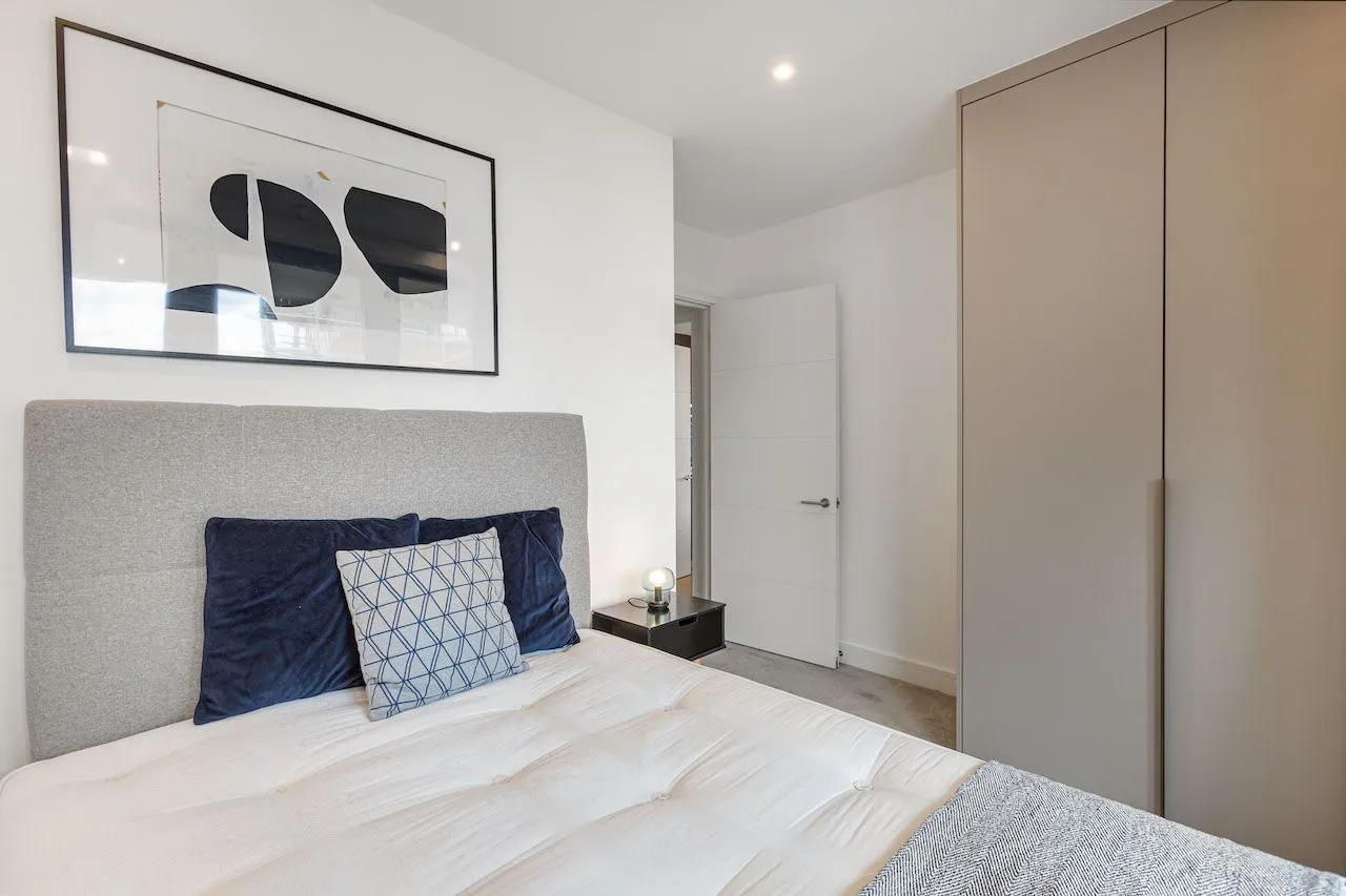 2 Bedroom