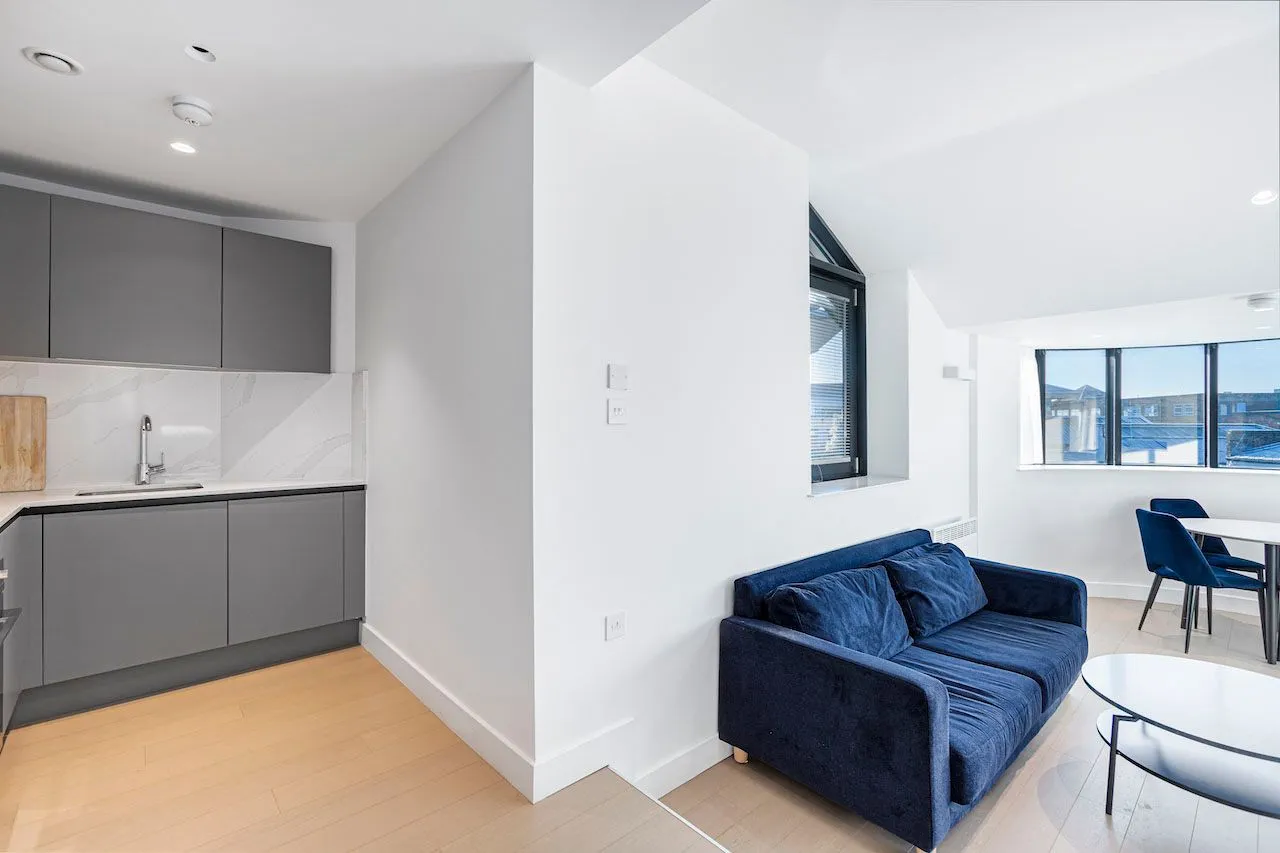 2 Bedroom