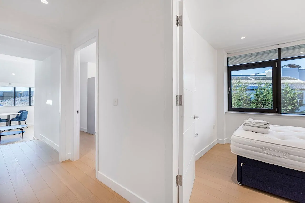 2 Bedroom