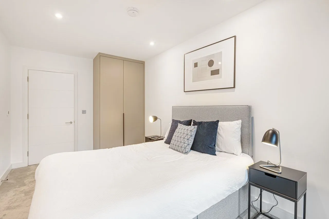 2 Bedroom