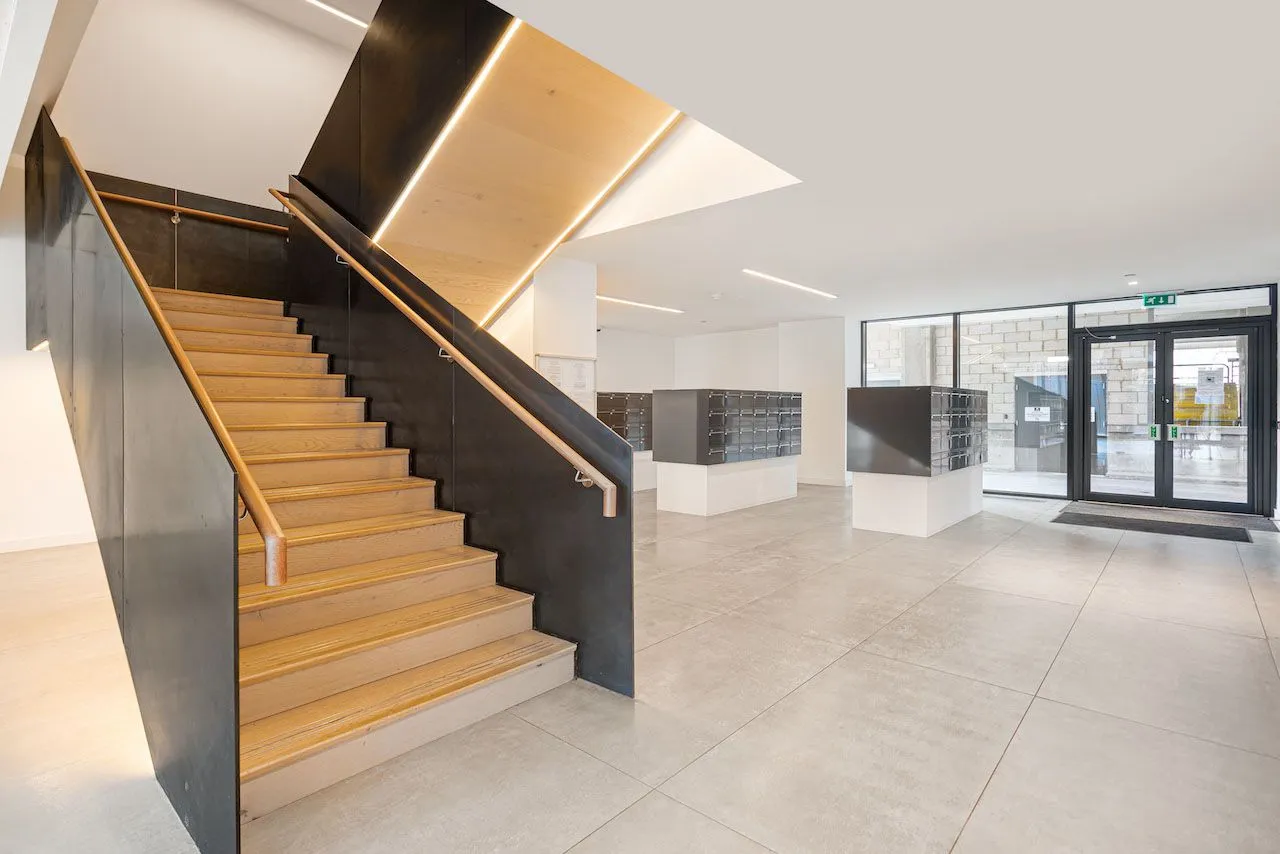 Lobby staircase at Vonder Hill