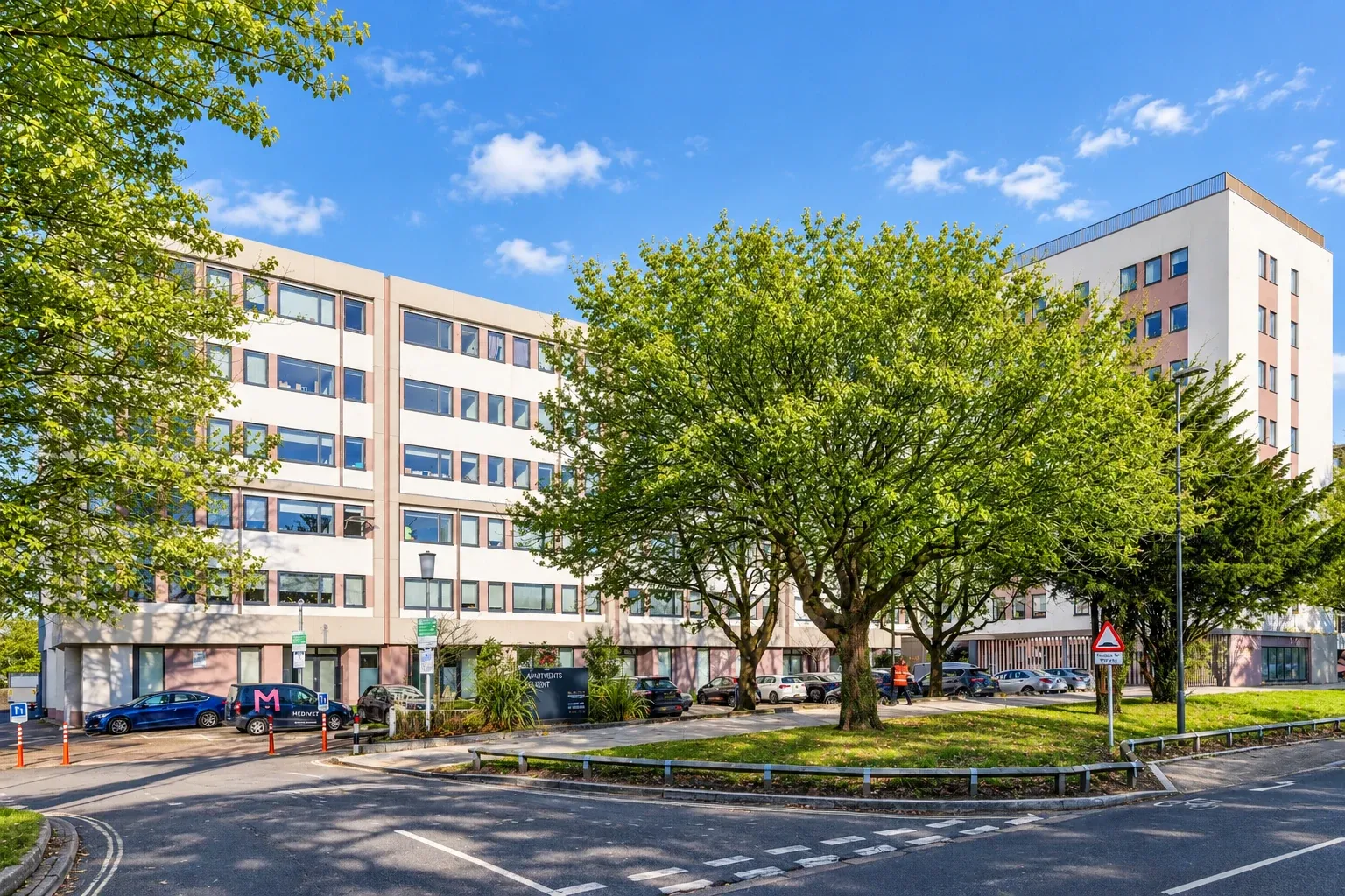 The Vonder Crawley building on The Boulevard, seen from the street