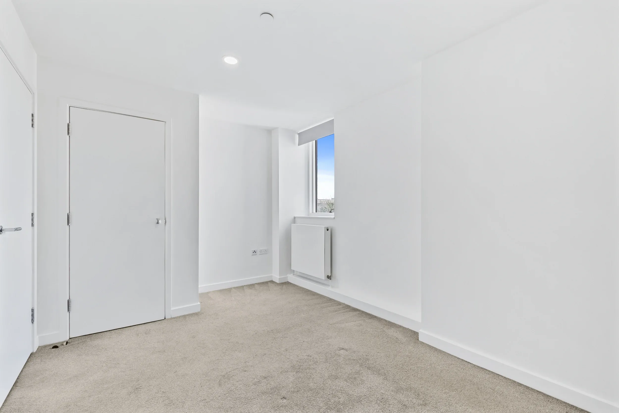 Second bedroom in a two-bedroom flat at Vonder Crawley