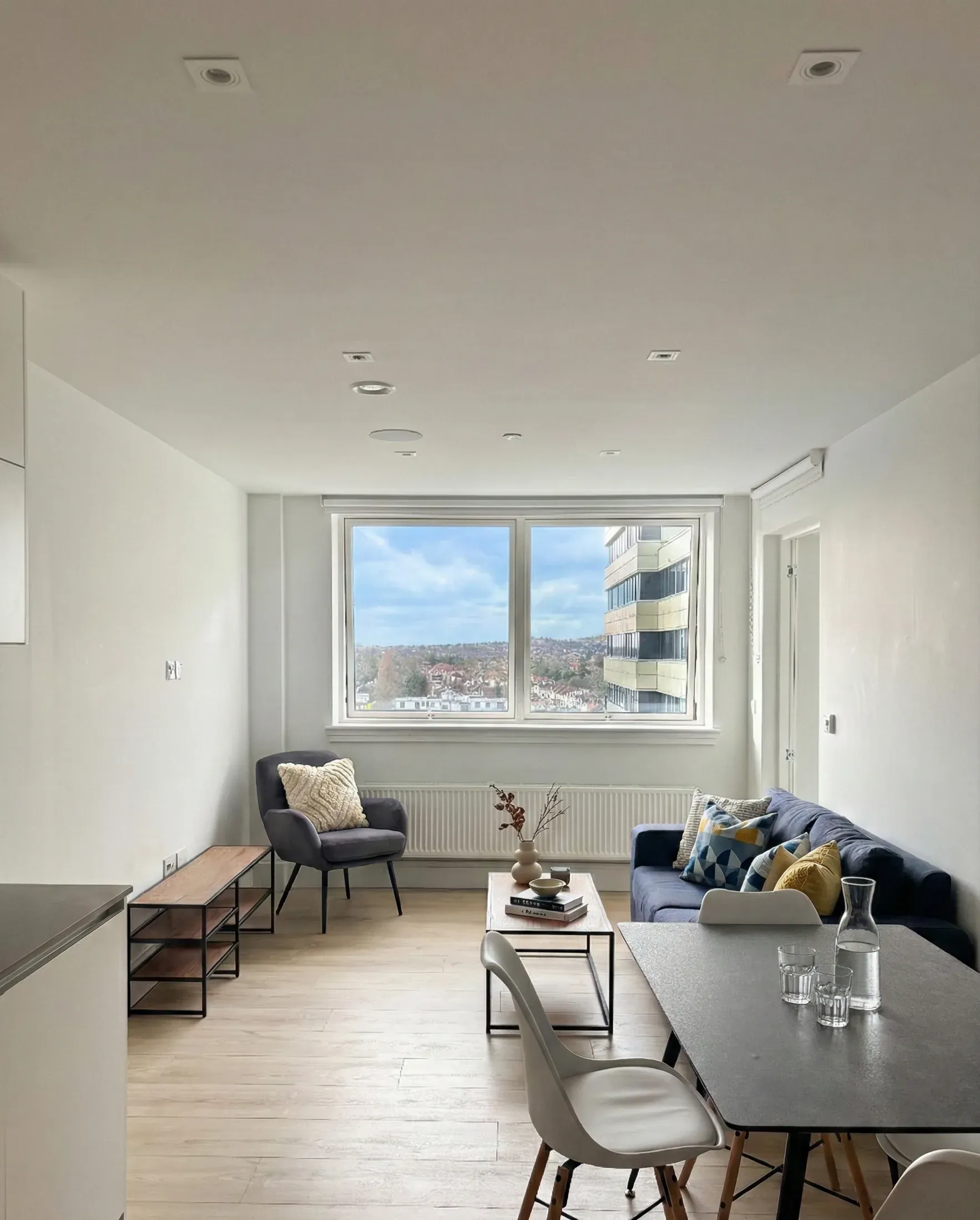 2 Bedroom